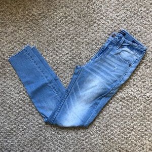 Vigoss • distressed skinny jeans